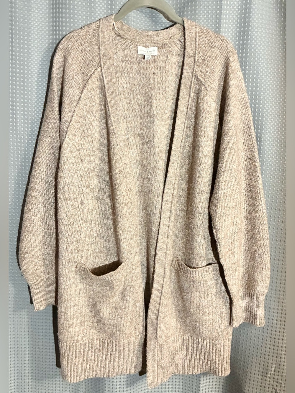 Lucky Brand M Cozy Open Women’s Cardigan Sweater Patch Pockets Beige Seam Accent